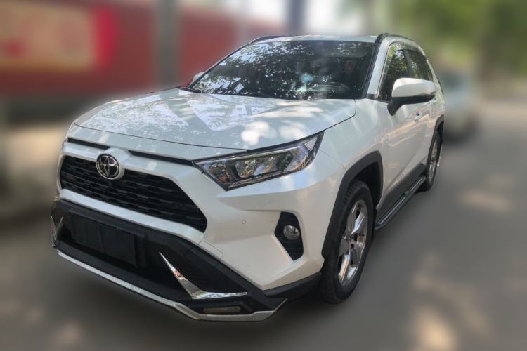 Used Toyota RAV4 2022 2.0L CVT Two-Wheel Drive Fashion Plus Edition