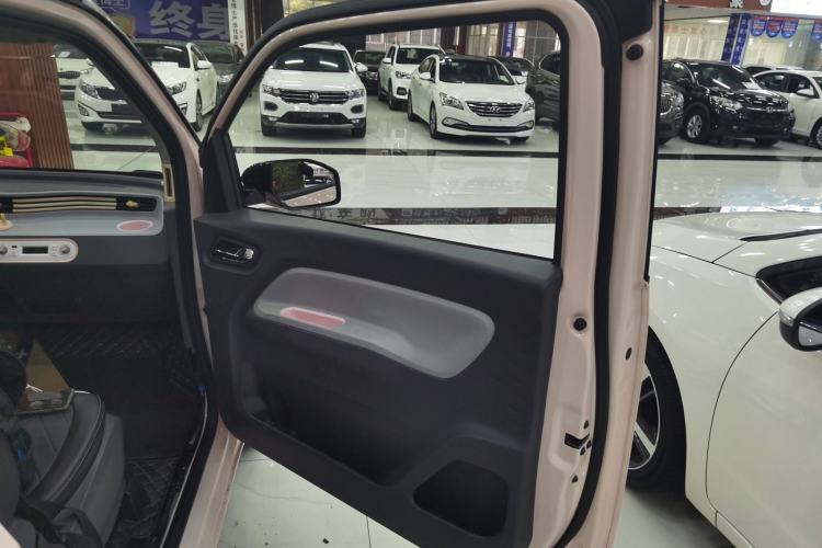 Used Wuling Hongguang MINIEV 2022 Macaron Premium Model – Lithium Iron Phosphate