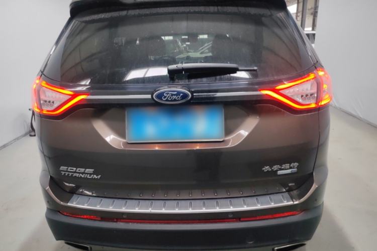 Used Ford Edge 2015 2.0T GTDi Four-Wheel Drive Prestige Model
