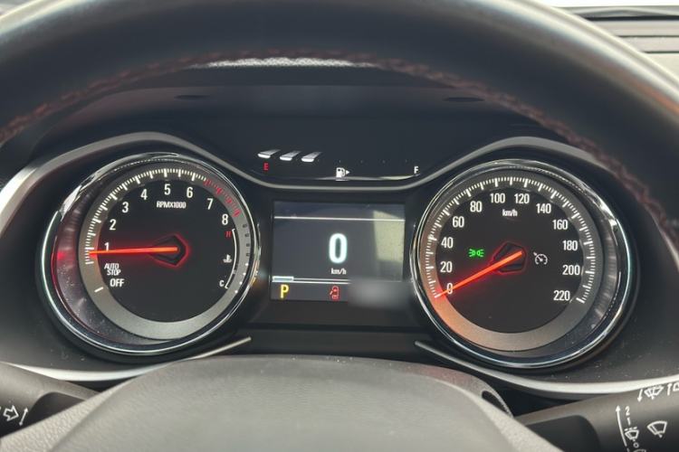 Used Chevrolet Orlando 2020 Light Hybrid Redline 530T Automatic Enjoyment Edition (5+2 Models)