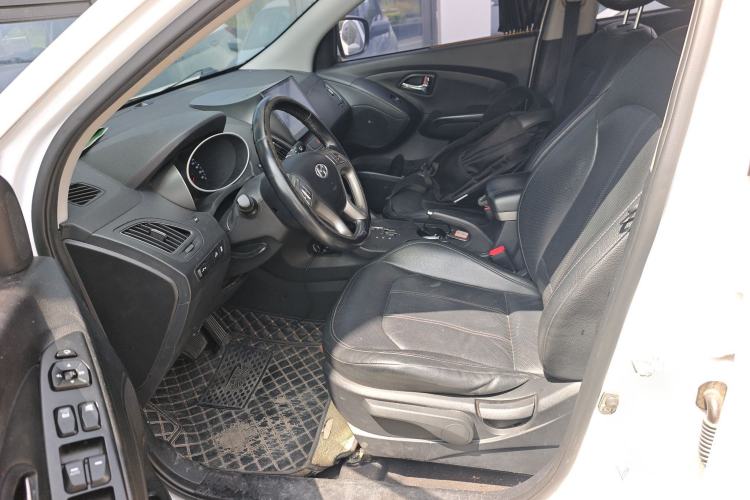 Used Hyundai ix35 2015 2.0L Automatic 2WD Smart Version China V Standard Left Front Seat