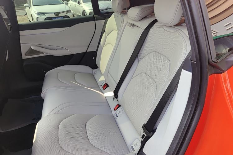 Used Xiaomi Auto SU7 2024 Four-Wheel Drive Ultra-Long Range Advanced Intelligent Driving Max Edition