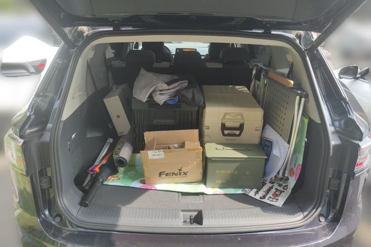 Used Volkswagen ID.6 CROZZ 2021 Long-Range PRO Edition Trunk