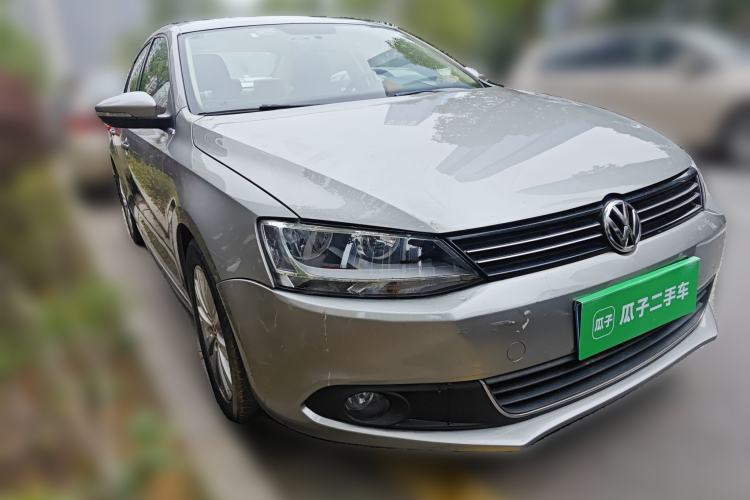 Used Volkswagen Sagitar 2012 1.6L Automatic Comfort Edition Front Right 45 Deg