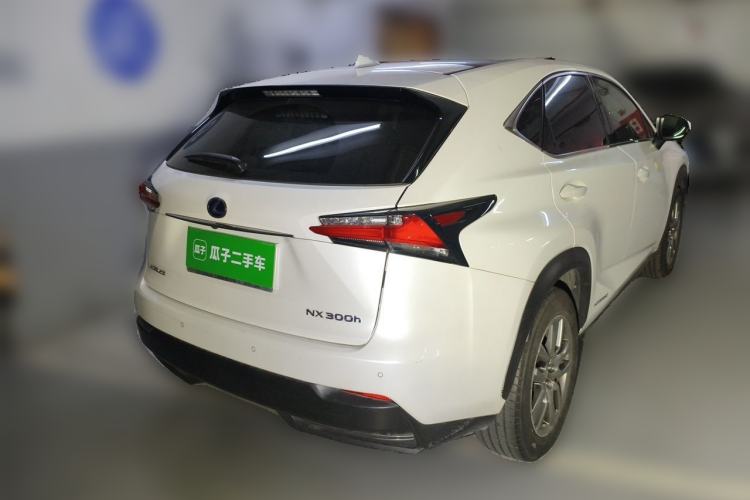 Used Lexus NX 2015 300h All-Wheel-Drive Fēngzhì Edition