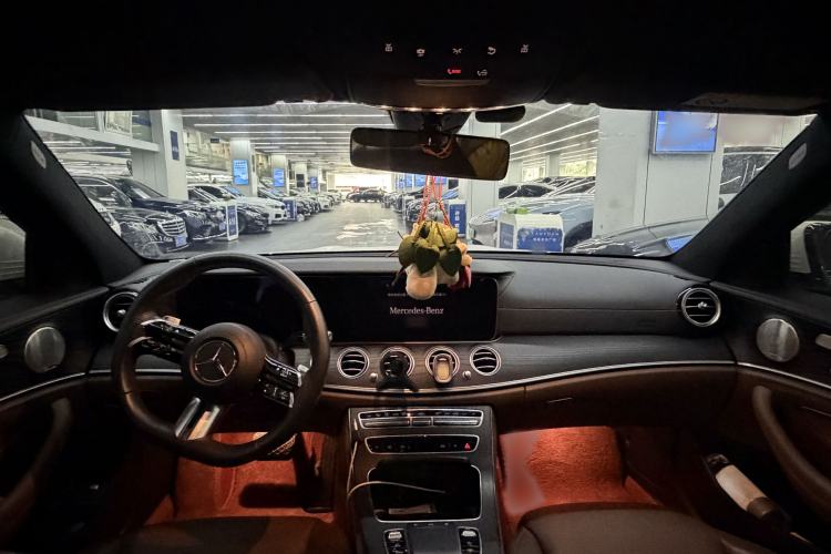 Used Mercedes-Benz E-Class 2023 E 300 L Sport Luxury Edition Interior 1