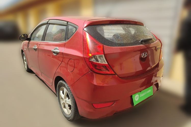 Used Hyundai Verna Ray 2014 1.4L Automatic GLX
