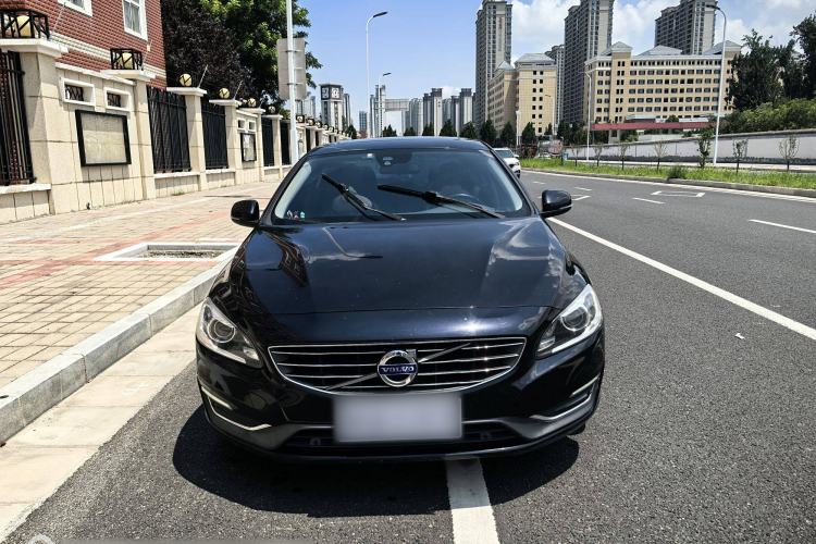 Used Volvo S60 2014 S60L 2.0T Zhiyuan Edition