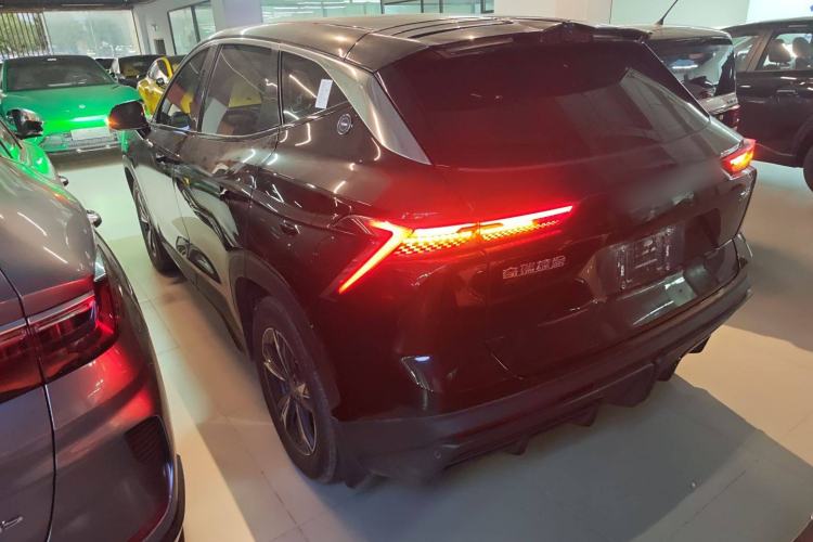 Used JETOUR Dashing 2023 1.5T DCT Starlight Shine Pro Edition