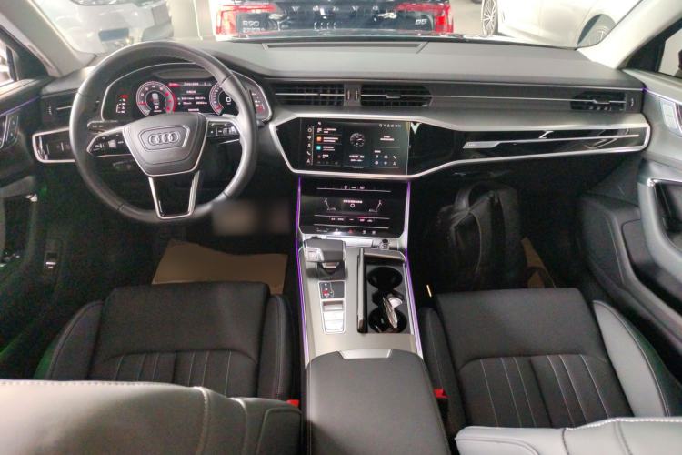 Used Audi A6L 2024 40 TFSI Luxury Prestige Edition Center Console