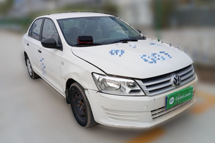 Used Volkswagen Santana 2015 1.4L Manual Fashion Edition Front Right 45 Deg