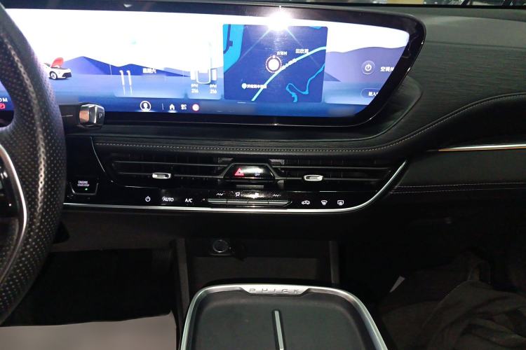 Used Buick LaCrosse 2024 28T Luxury Edition