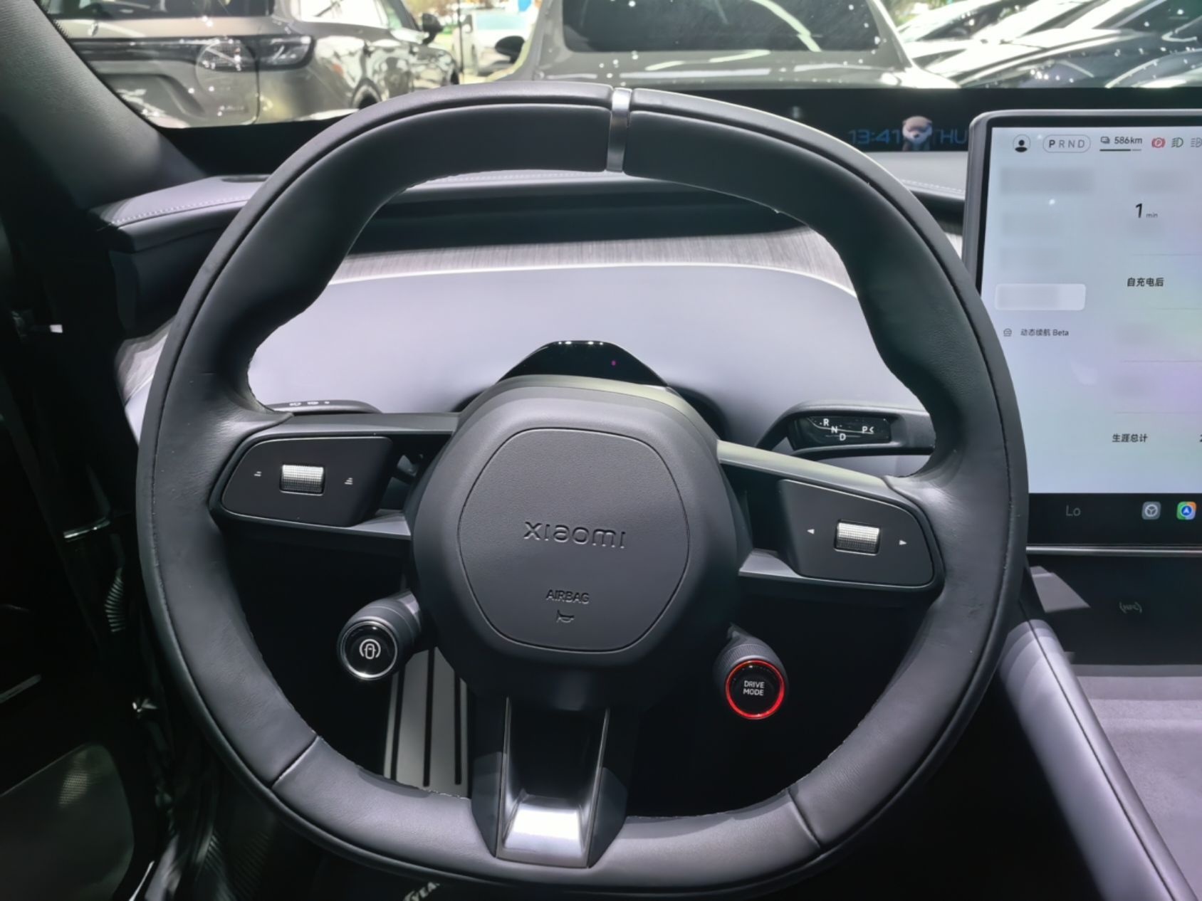 Xiaomi Auto YU7 2025 Ultra-Long Range All-Wheel Drive Pro Version — снимка 13