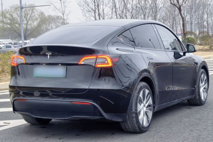 Used Tesla Model Y 2021 Standard Range Rear-Wheel Drive Version