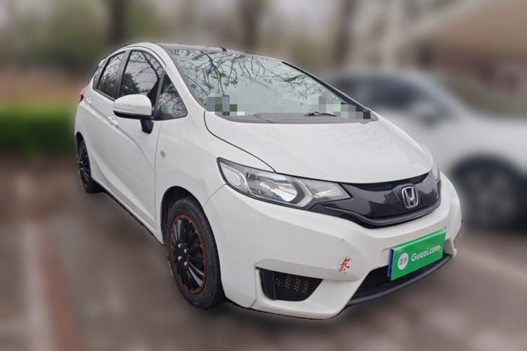 Used Honda Fit 2014 1.5L LX CVT Comfort Model Front Right 45 Deg