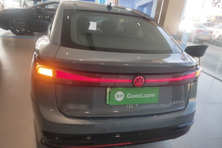 Used Volkswagen ID.7 VIZZION 2024 AIR model Rear