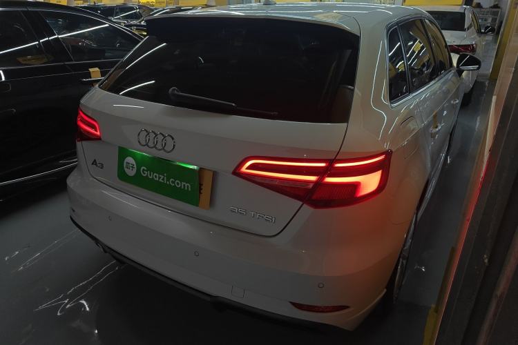 Used Audi A3 2018 30th Anniversary Edition Sportback 35 TFSI Fashion Model
