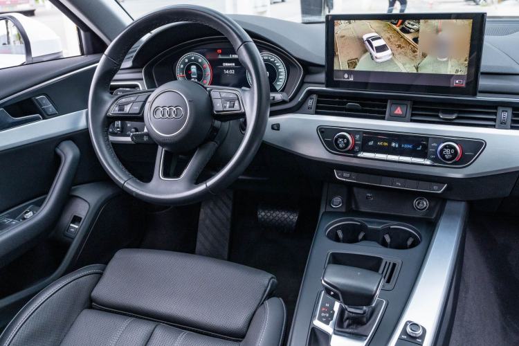 Used Audi A4L 2024 40 TFSI Fashion Dynamic Model Interior 2