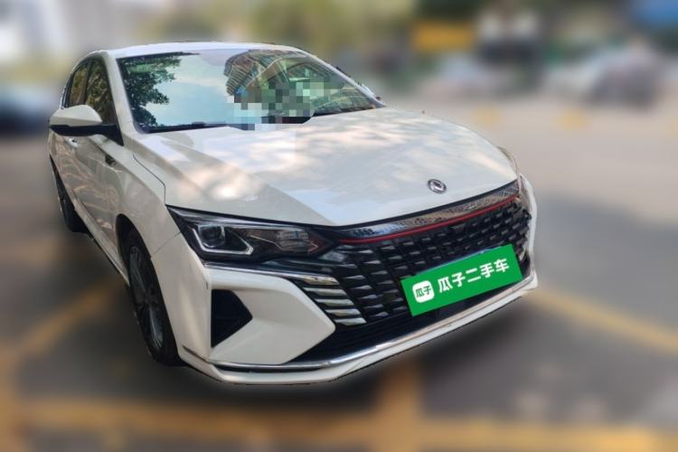 Used Dongfeng Aeolus Yixuan MAX 2021 1.5T Super-Powered Dad Edition Front Right 45 Deg