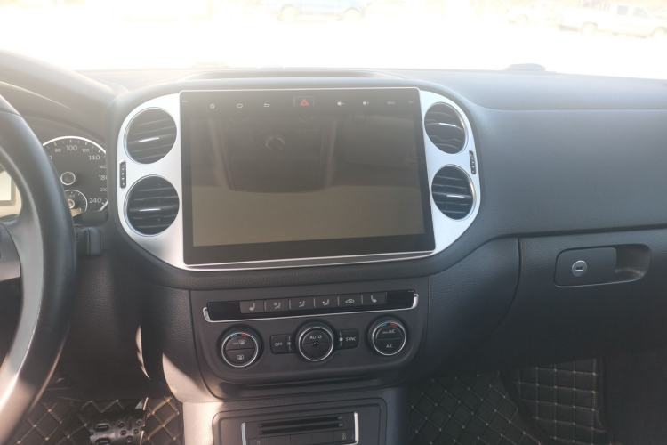 Used Volkswagen Tiguan L 2015 1.8TSI Automatic Two-Wheel Drive Luxury Model