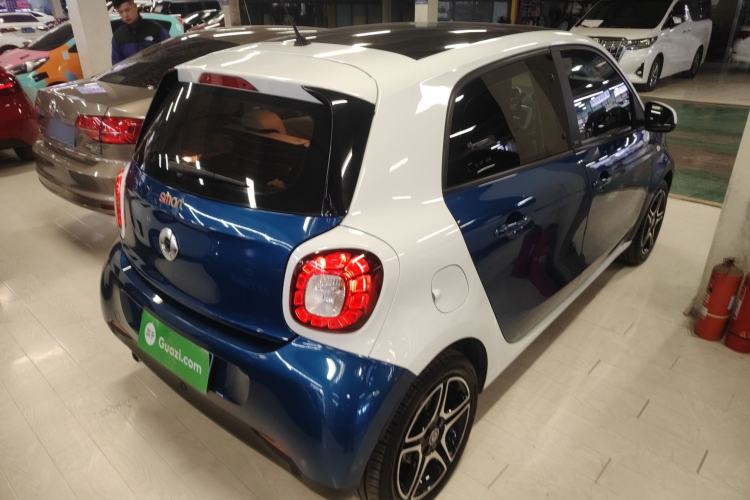 Used smart forfour 2016 0.9T 66 kW Ultimate Edition
