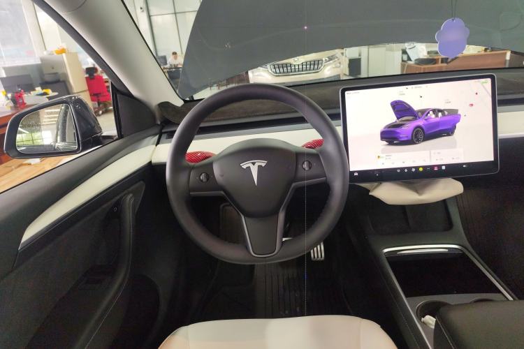 Used Tesla Model Y 2022 Performance High-Performance All-Wheel-Drive Version Steering Wheel