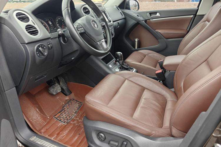 Used Volkswagen Tiguan L 2015 1.8TSI Automatic All-Wheel-Drive Luxury Model