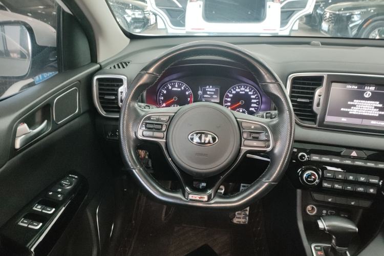 Used Kia KX5 2017 1.6T Automatic Two-Wheel Drive 15th Anniversary Special Edition DLX Steering Wheel