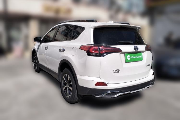 Used Toyota RAV4 2016 2.0L CVT Two-Wheel Drive Comfort Edition China V Standard
