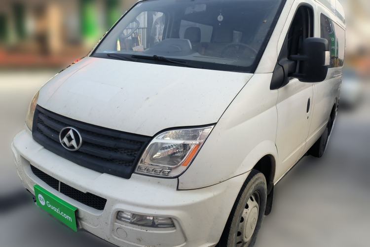 Used SAIC MAXUS Xintu V80 2015 2.5T Manual Aoyuntong Version Short Wheelbase Mid-Roof