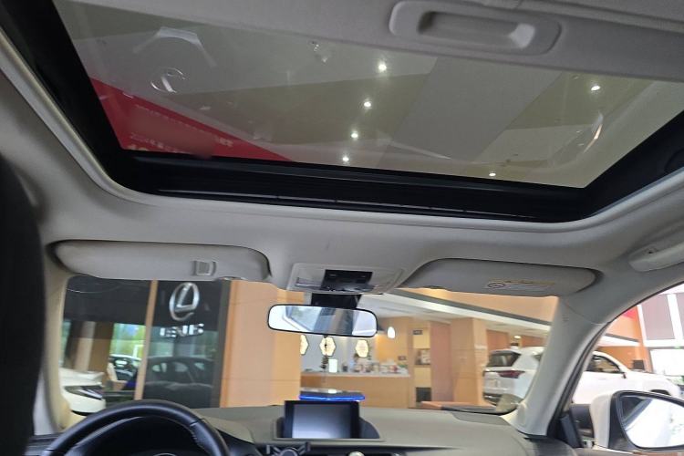 Used Lexus CT 2014 CT200h Comfort Edition Monochrome