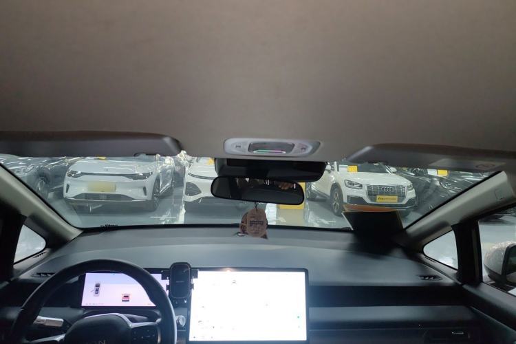 Used AION Y 2024 Younger