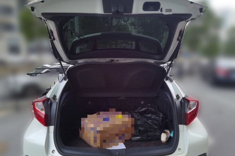 Used Toyota IZOA 2018 2.0L Yichi Edition China V Standard