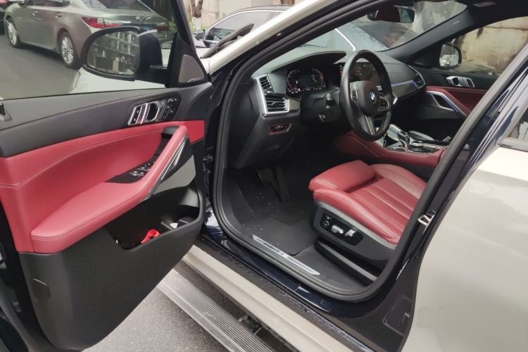 Used BMW X6 2022 Second Facelift xDrive40i Luxury Version M Sport Package
