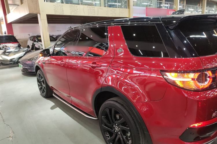 Used Land Rover Discovery Sport 2019 240 PS SE Dynamic Version China VI Standard
