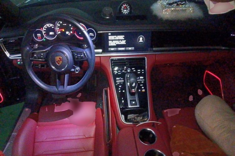 Used Porsche Panamera 2023 Panamera Executive Long Wheelbase 2.9T Center Console