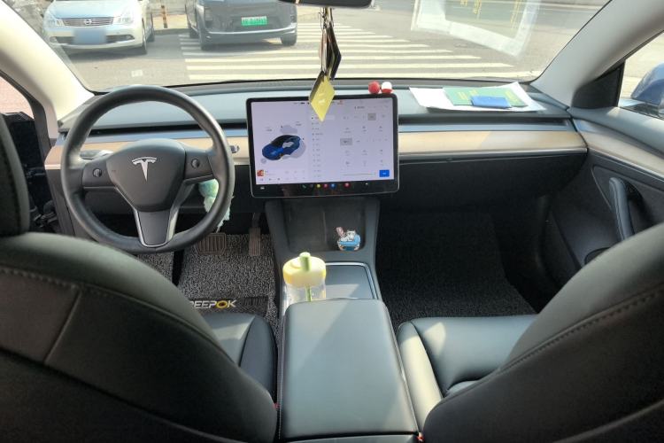 Used Tesla Model 3 2021 Standard Range Rear-Wheel Drive Upgraded Version 3D6 Center Console