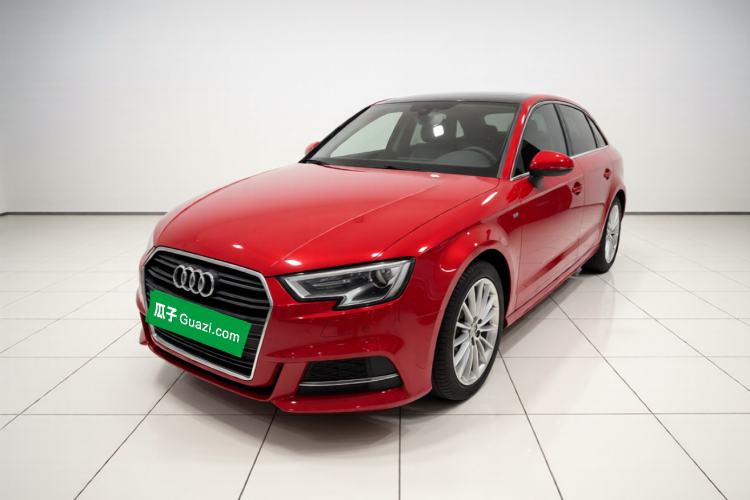 Used Audi A3 2018 30th Anniversary Edition Sportback 35 TFSI Fashion Model Guazi used car, China used car export, Used car for sale, Used Audi cars, Cheapest cars for sale