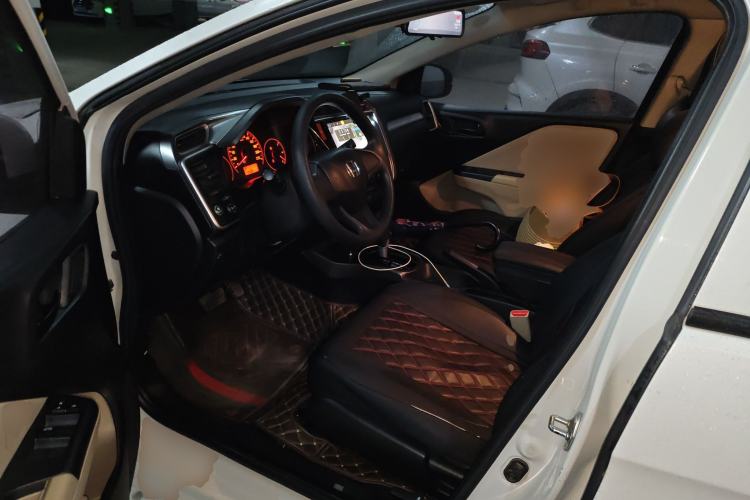 Used Honda Greiz 2016 1.5L CVT Classic Edition Driver Seat