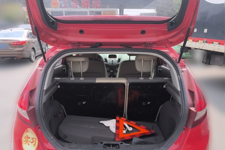 Used Ford Fiesta 2011 Hatchback 1.5L Automatic Fashion Edition