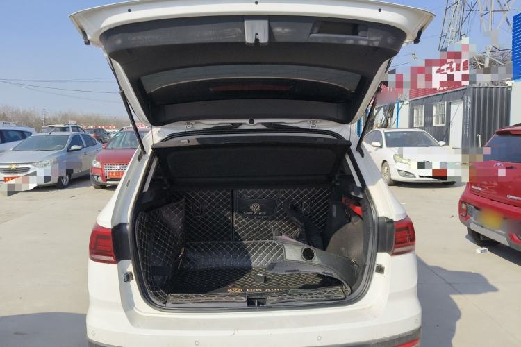 Used Volkswagen Tharu 2021 280TSI Two-Wheel-Drive Luxury Plus Edition
