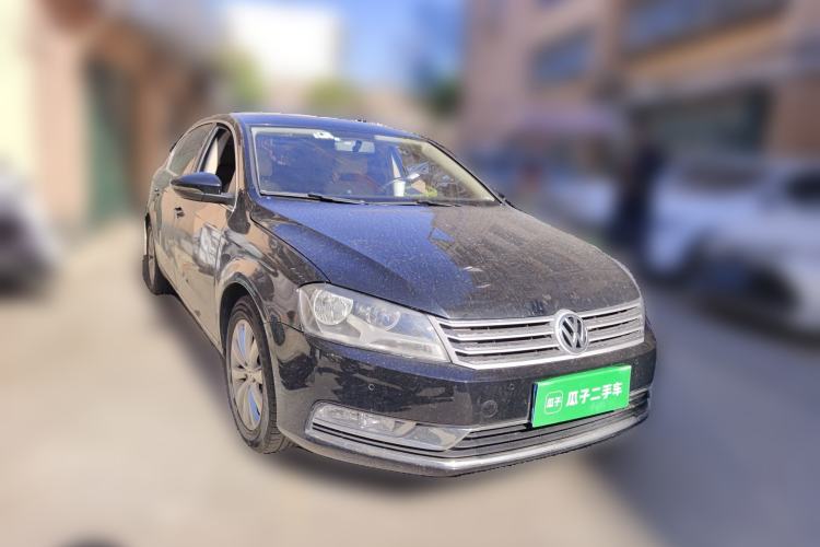 Used Volkswagen Magotan 2013 1.8TSI Premier Model Front Right 45 Deg