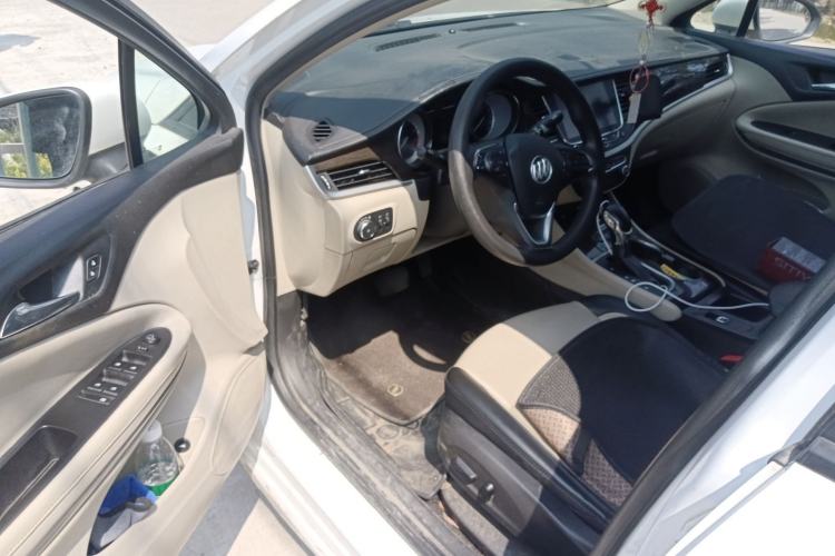 Used Buick Verano 2018 Sedan 15S Automatic Leading Model Interior 3