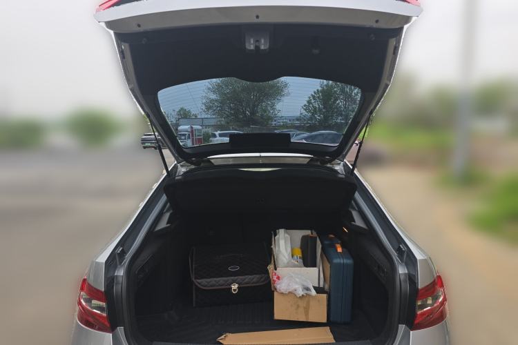 Used Skoda Superb 2018 TSI280 DSG Comfort Edition China V Standard Trunk