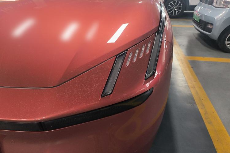 Used Lynk & Co Z10 2025 95 kWh 702 km All-Wheel Drive Intelligent Driving Ultra Left Front Headlight