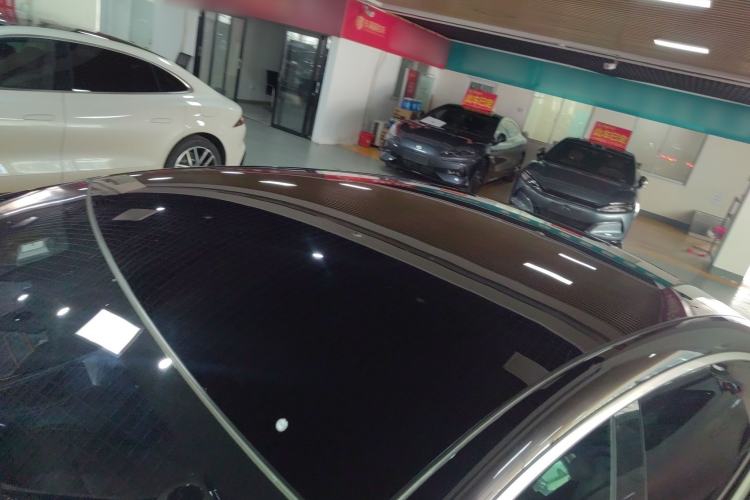 Used Denza Z9 2024 1100 km All-Wheel-Drive Ultra Version
