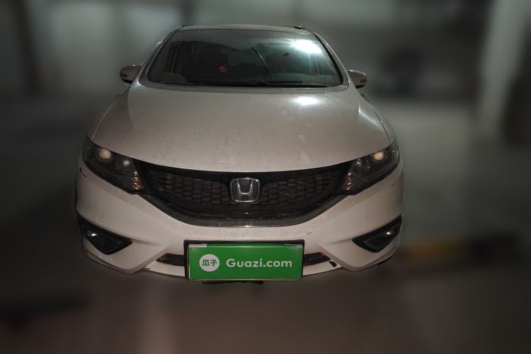 Used Honda Jade 2013 1.8L automatic Comfort version 5 seats
