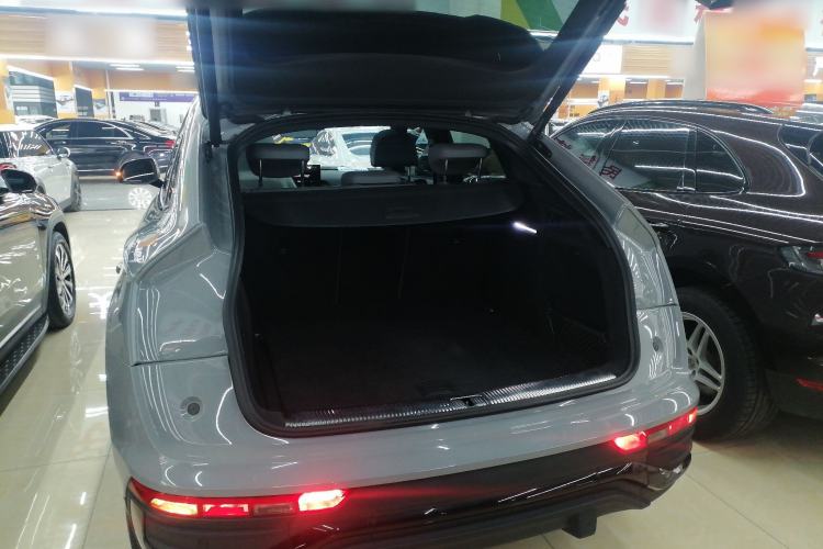 Used Audi Q5L Sportback 2022 Updated 40 TFSI Luxury Edition