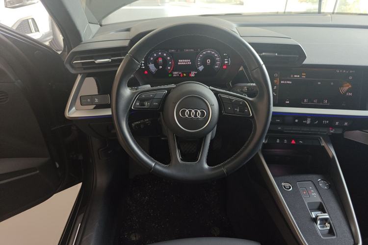 Used Audi A3 2024 Sportback 35 TFSI Fashionable Sports Model Steering Wheel