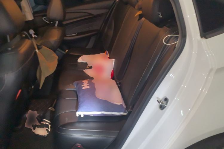 Used Roewe i5 2019 1.5L Automatic 4G Connected Langhao Edition
